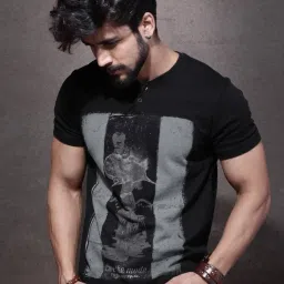 Men Printed Henley Neck Cotton Blend Black T-Shirt-image-47