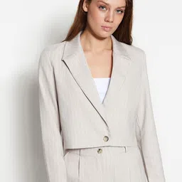 Trendyol Striped Peaked Lapel Long Sleeves Single-Breasted Crop Blazer-picture-19