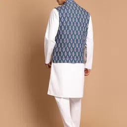 VASTRAMAY Men Pure Cotton Kurta with Pyjamas & Printed Nehru Jacket image 4