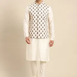 KISAH Men White Paisley Kurta with Churidar & Nehru Jacket-34