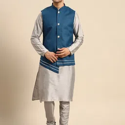 KISAH Mandarin Collar Regular Kurta With Churidar & Nehru Jacket-8