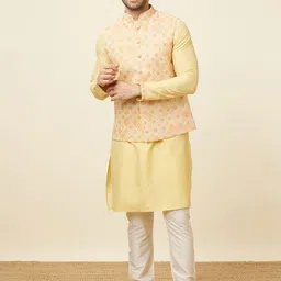 Manyavar Men Straight Kurta With Pyjamas & Woven Design Nehru Jacket-image-52