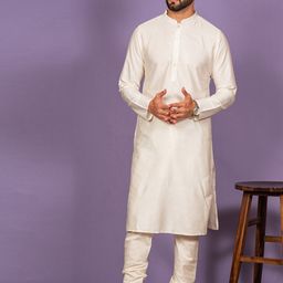 KISAH Men Mandarin Collar Kurta With Churidar & Nehru Jacket Set image 4