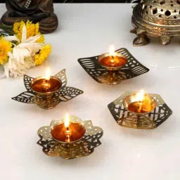 amaya decors Brass Etching Gold Dia Set of 4-picture-21