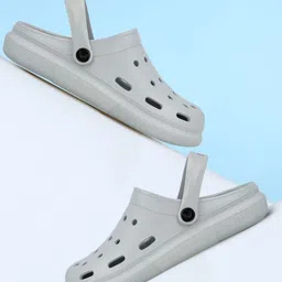 walkaroo Men Sandal-picture-45