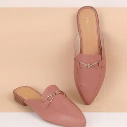 Metro Buckle Detail Pointed Toe Mules-57
