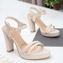 Carlton London Party Block Peep Toes with Buckles-43