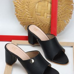 Carlton London Party Block Sandals with Buckles-31