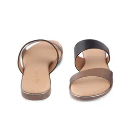 Tresmode Textured Open Toe Flats image 4