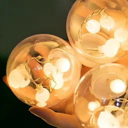ENORMITY Yellow Bulb Shape String Lights image 4