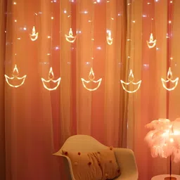 ENORMITY Yellow Moon Shape String Lights image 5