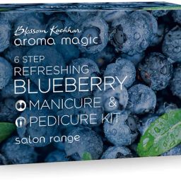 Blue Berry Manicure & Pedicure Kit 540 g-image-3