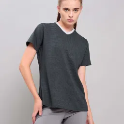 Women Solid V Neck Polyester Black T-Shirt-picture-33