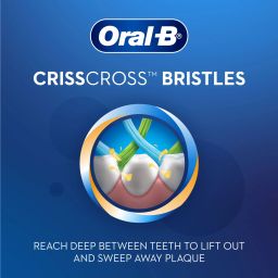 oral-b Crisscross Deep Clean, Family value pack of 4 Soft Toothbrush image 3