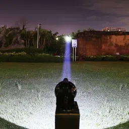 rre ROCK 40W LONG RANGE WITH BACK LIGHT WITH 500 METER FOCUS Torch image 2