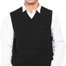 Men Solid V Neck Black Sweater-image-119