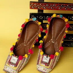 PehnawaCraft Rubaru Glow – Festive Boho jutti for Women mojaries , Punjabi jutti Party Wear For Women-image-1