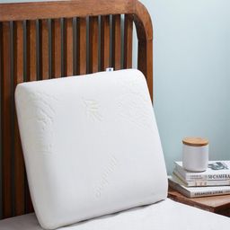 The White Willow Set Of 2 Green Cooling Gel Memory Foam Bed Pillows image 4