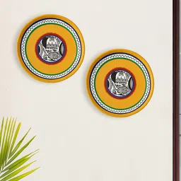 ExclusiveLane Set of 2 Terracotta Madhubani Wall Plates Handpainted Wall Decor-image-13