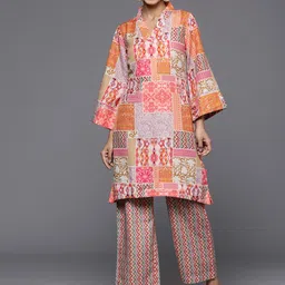 Varanga Ethnic Motifs Printed Flared Sleeves Kurta with Trousers-picture-9