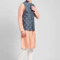 KISAH Men Peach-Coloured & Grey Printed Kurta with Churidar & Nehru Jacket image 3
