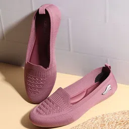 Indifeet Women Textured Slip-On Sneakers-56