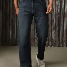 High Star Men Mid-Rise Classic Straight Fit Light Fade Jeans-image-12