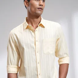 HIGHLANDER Men Spread Collar Vertical Striped Cotton Casual Shirt-image-44