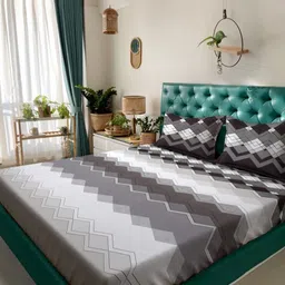 Aura Grey & Black Geometric Printed 300 TC King Bedsheet Set 2.5 m x 2.15 m-13