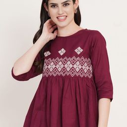 Brownverse Women Geometric Embroidered Cotton Top-image-15
