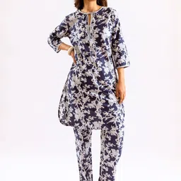 FEATHERS CLOSET Whisper Floral Printed Dori Tie Up Cotton Co-Ord Set-image-98