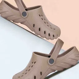BERSACHE Men Clogs-image-85