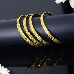 PRIVIU Set Of 4 Gold-Plated Minimal Bangles-picture-18