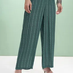 Vishudh Women Printed Regular Kurta with Trousers & With Dupatta image 5