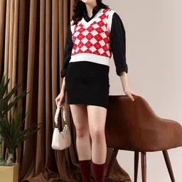 Stylecast X Kotty Women Printed Crop Pullover-image-45