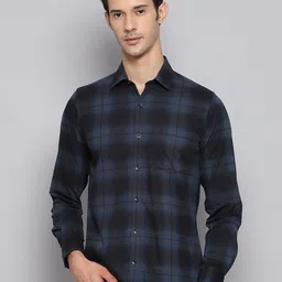 Cloak & Decker by Monte Carlo Men Spread Collar Tartan Checked Cotton Casual Shirt-picture-40