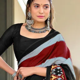LeeliPeeri Designer Striped Block Print Saree image 2