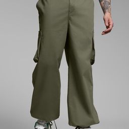 Jack & Jones Men Loose Fit High-Rise Cargos Trouser-picture-11