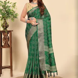 J 6 DESIGNER Geometric Printed Saree-picture-41
