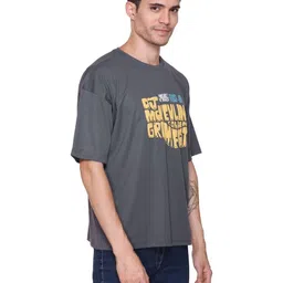 ARRAY Men Printed T-shirt image 3