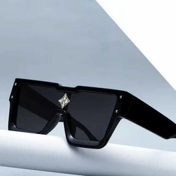 LEGEND EYEWEAR Unisex Black Lens & Black Square Sunglasses with-56