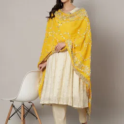 MUFFLY Embroidered Dupatta with Sequinned image 5
