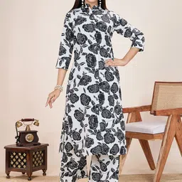 Women Basket Women Floral Printed Regular Kurta with Trousers-picture-38