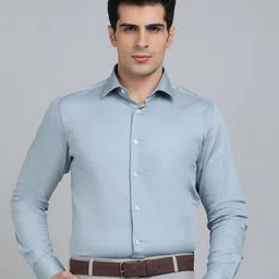 WYRE Men Slim Fit Cutaway Collar Solid Cotton Formal Shirt-picture-10