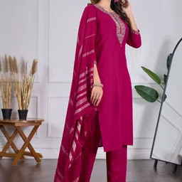 URMIR FASHION Women Ethnic Motifs Embroidered Regular Thread Work Kurta with Trousers & With Dupatta-picture-3