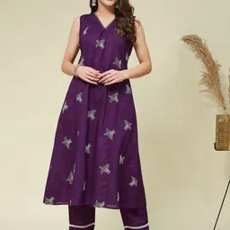 MOKOSH Floral Printed V-Neck Sleeveless A-Line Kurta With Trousers-picture-25