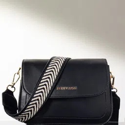 Berrylush Structured Sling Bag-16