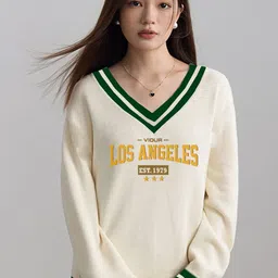 CLAFOUTIS Women Typography Printed V-Neck Long Sleeves Top-picture-14