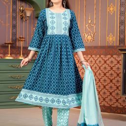 Sangria Girls Geometric Printed Round Neck Pleated Anarkali Kurta-image-70