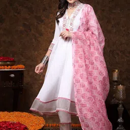 Stylum Women Empire Thread Work Kurta with Trousers & With Dupatta image 1